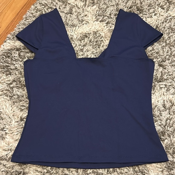 Top - Picture 3 of 4